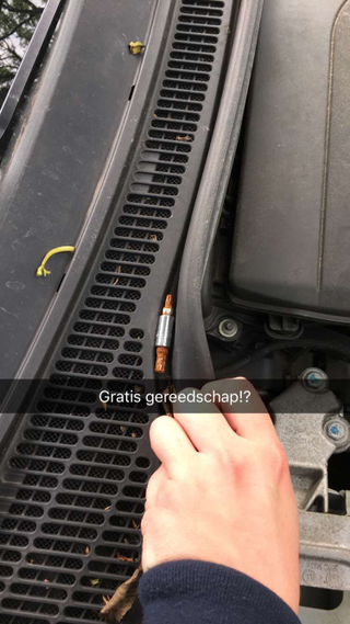 The caption says “free tools!?”